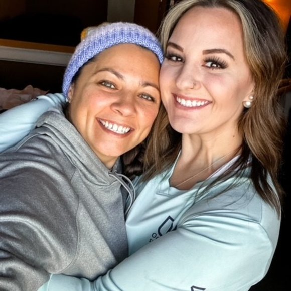 Meet your Posher, Tiffany - Picture 3 of 7